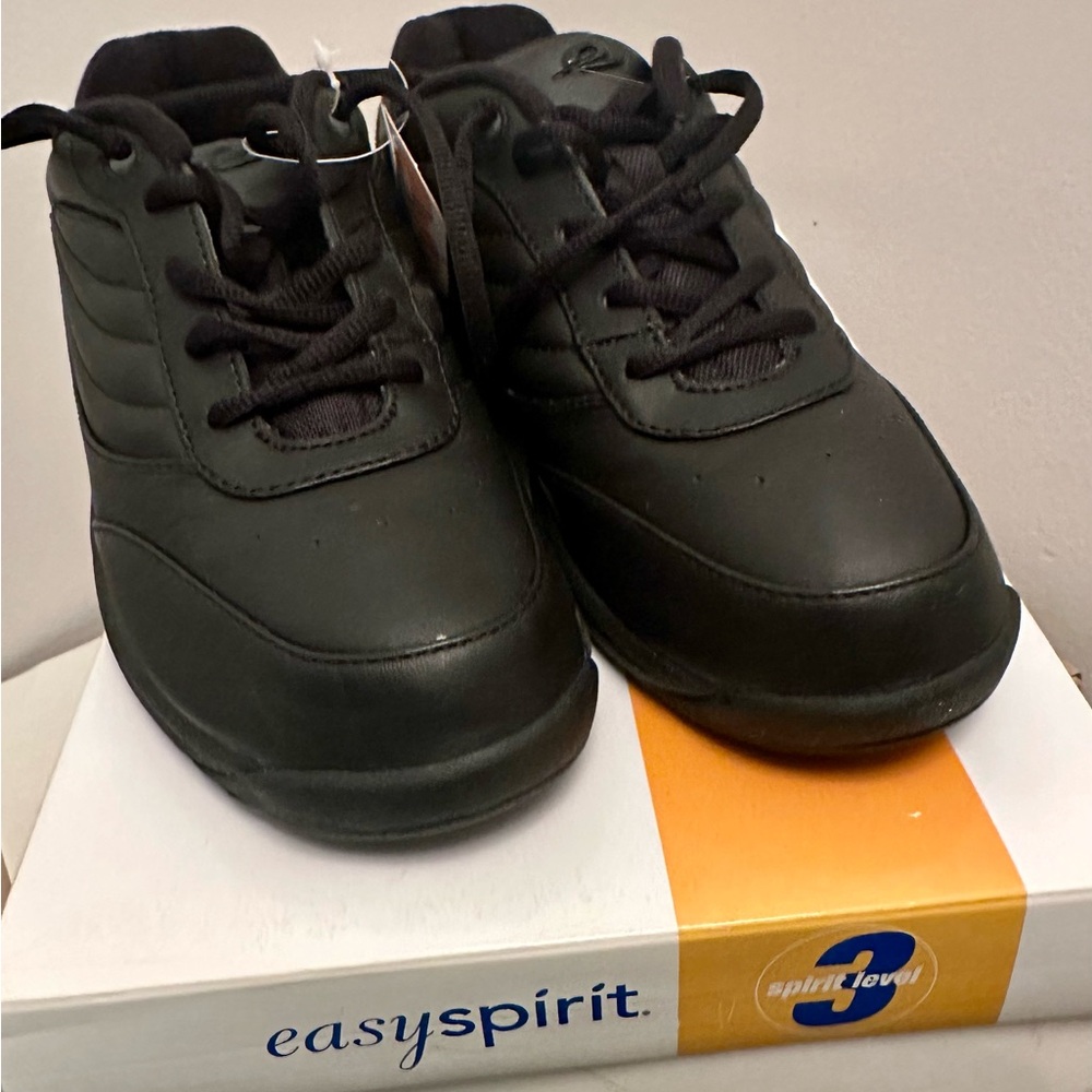 Easy Spirit woman’s black Shoes